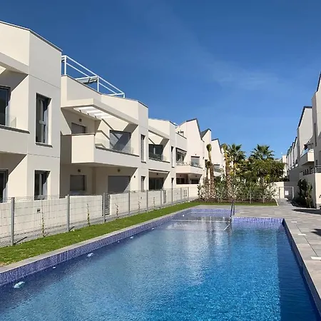 Con Solarium Amalia * Τορεβιέχα