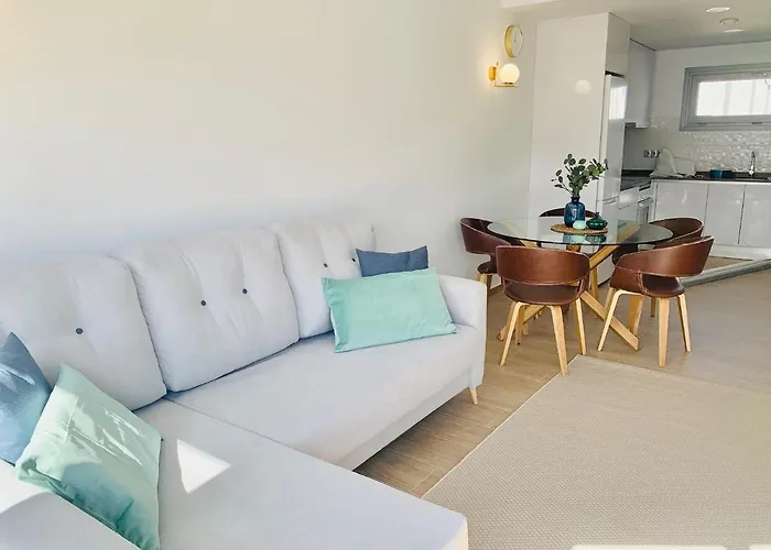 Con Solarium Amalia بيت للعطل *