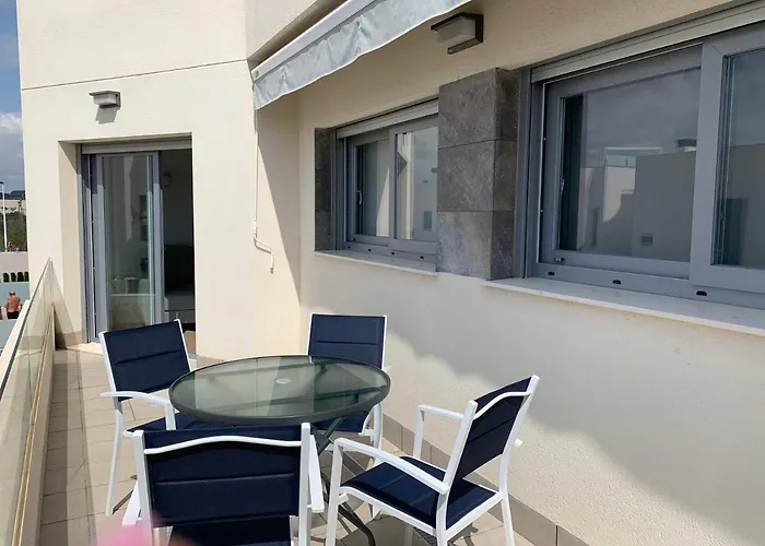 Con Solarium Amalia بيت للعطل *